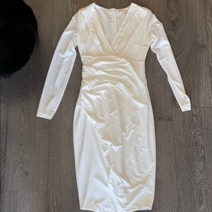 Never Worn Before White Midi Dress - Size Small